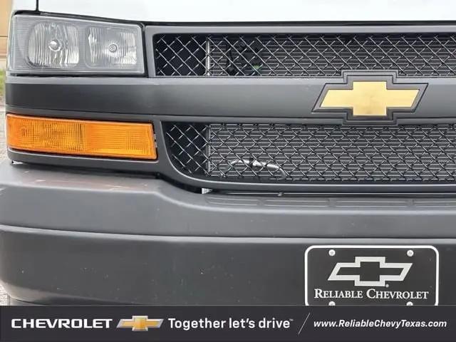 2026 Chevrolet Express Cargo Van 2500 Extended Wheelbase, WT, RWD