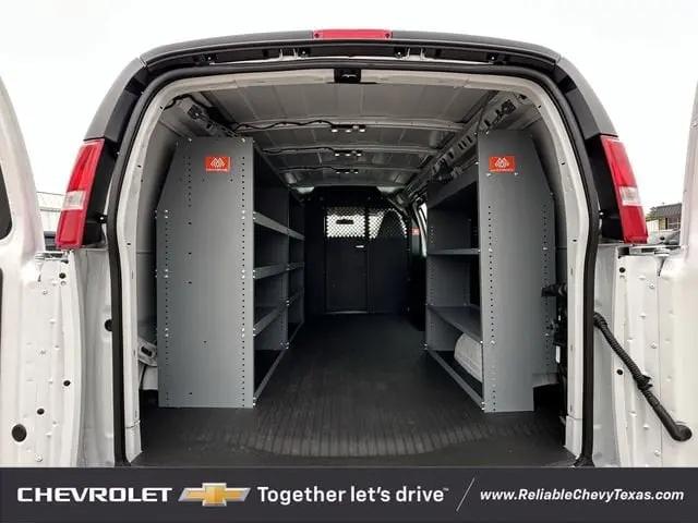 2026 Chevrolet Express Cargo Van 2500 Extended Wheelbase, WT, RWD