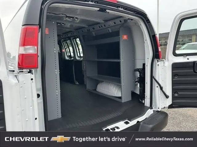 2026 Chevrolet Express Cargo Van 2500 Extended Wheelbase, WT, RWD