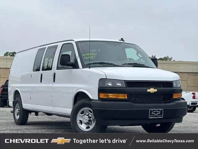 2026 Chevrolet Express Cargo Van 2500 Extended Wheelbase, WT, RWD