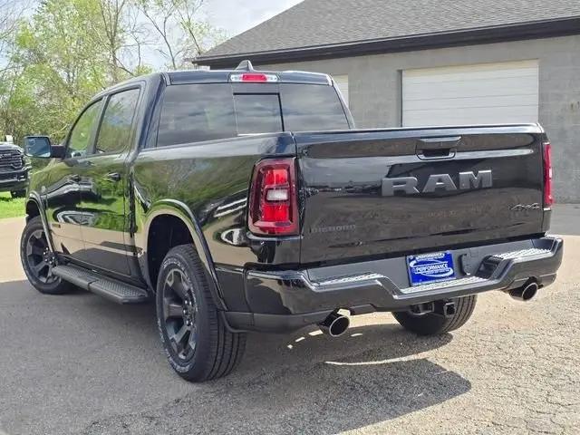 2026 Ram 1500 Big Horn Crew Cab 4x4 5'7" Box