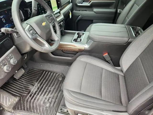2026 Chevrolet Silverado 3500HD Crew Cab, Long Bed, LT Dual Rear Wheel, RWD