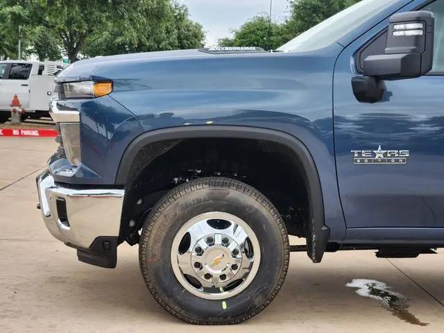 2026 Chevrolet Silverado 3500HD Crew Cab, Long Bed, LT Dual Rear Wheel, RWD
