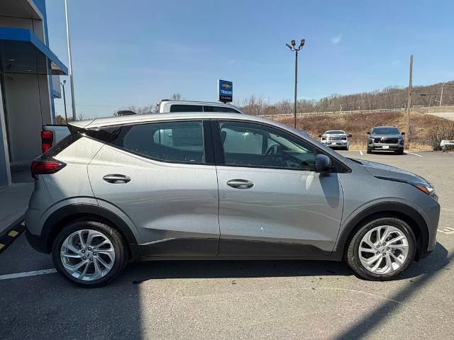 2027 Chevrolet Bolt LT FWD