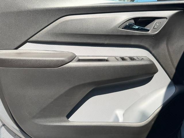 2027 Chevrolet Bolt LT FWD