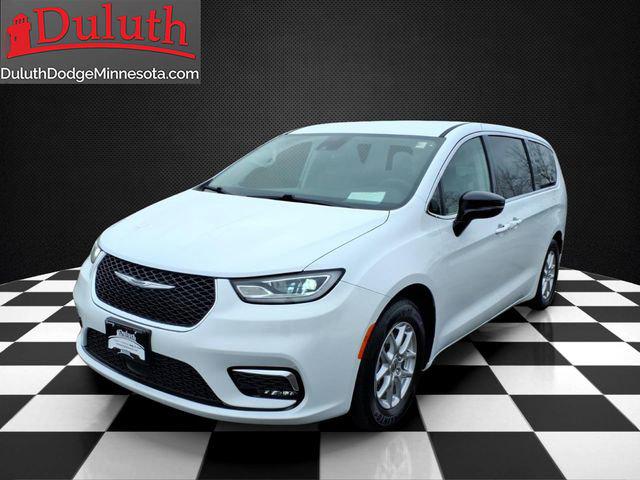 2024 Chrysler Pacifica Touring L for sale in Duluth, MN
