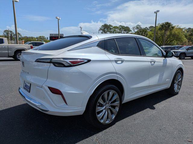 2026 Buick NV Avenir FWD