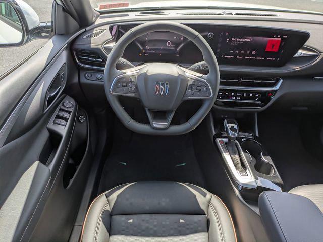 2026 Buick NV Avenir FWD