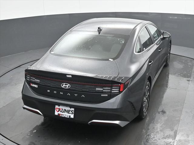2026 Hyundai Sonata Hybrid Blue