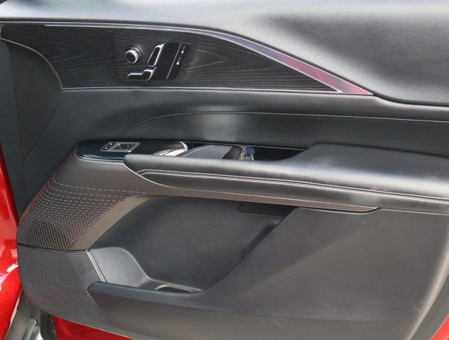 2024 Cadillac iQ Luxury w/1SC