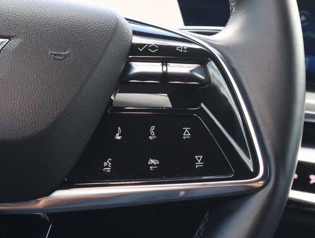2024 Cadillac iQ Luxury w/1SC