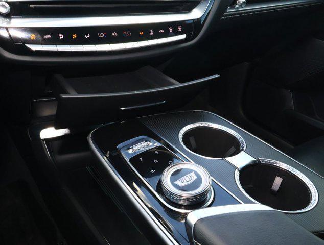 2024 Cadillac iQ Luxury w/1SC
