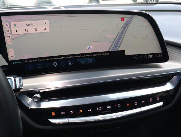 2024 Cadillac iQ Luxury w/1SC