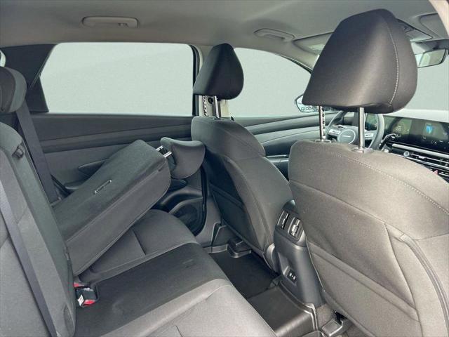 2026 Hyundai Tucson Hybrid Blue SE