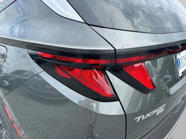 2026 Hyundai Tucson Hybrid Blue SE