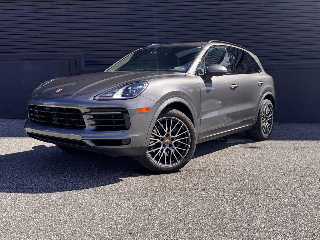 /2023 Porsche Cayenne