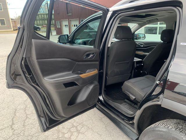 2021 GMC Acadia AWD SLE