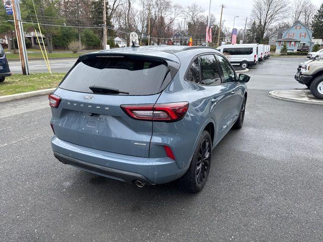 2023 Ford Escape ST-Line Elite