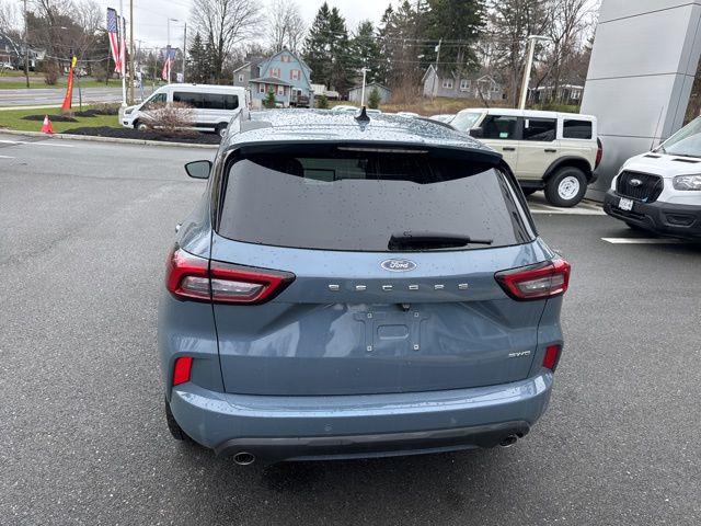 2023 Ford Escape ST-Line Elite
