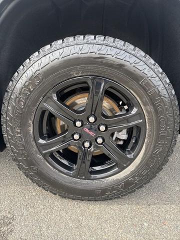 2023 GMC Acadia AWD AT4