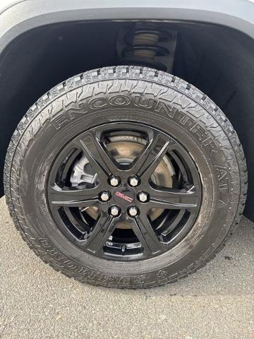 2023 GMC Acadia AWD AT4