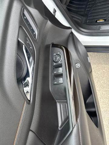 2023 GMC Acadia AWD AT4