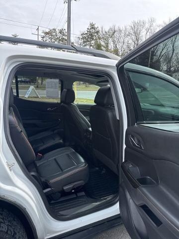 2023 GMC Acadia AWD AT4