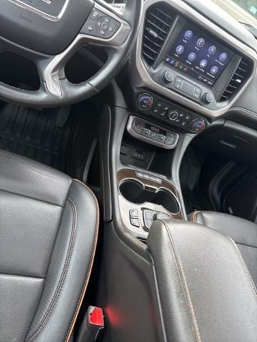 2023 GMC Acadia AWD AT4