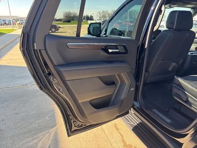 2026 Chevrolet Tahoe 4WD Premier