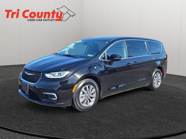 2024 Chrysler Pacifica Hybrid Select