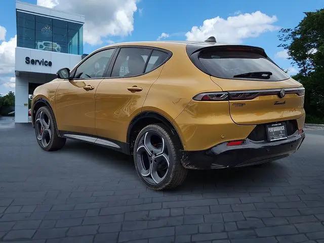 2026 Alfa Romeo Tonale Veloce AWD