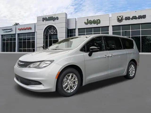 2026 Chrysler Voyager LX