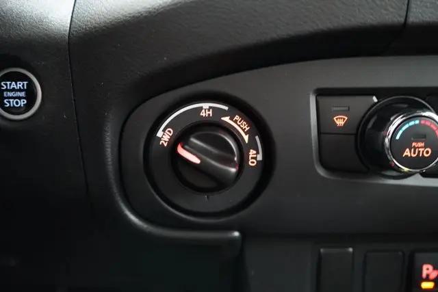 2023 Nissan Frontier Crew Cab PRO-4X 4x4