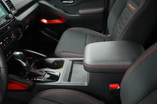 2023 Nissan Frontier Crew Cab PRO-4X 4x4