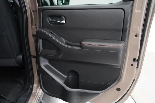 2023 Nissan Frontier Crew Cab PRO-4X 4x4