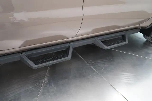 2023 Nissan Frontier Crew Cab PRO-4X 4x4