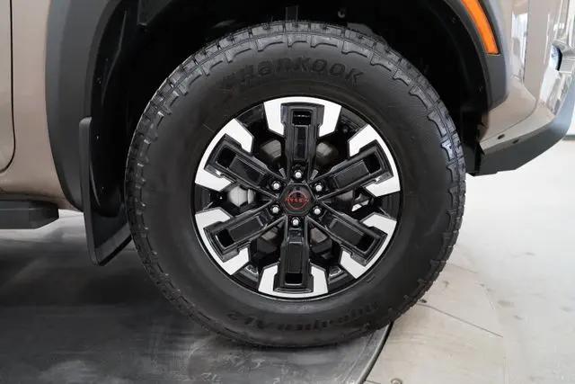 2023 Nissan Frontier Crew Cab PRO-4X 4x4