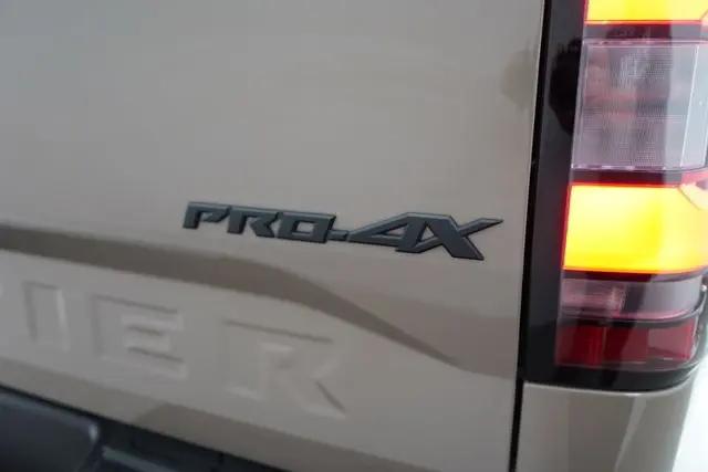 2023 Nissan Frontier Crew Cab PRO-4X 4x4