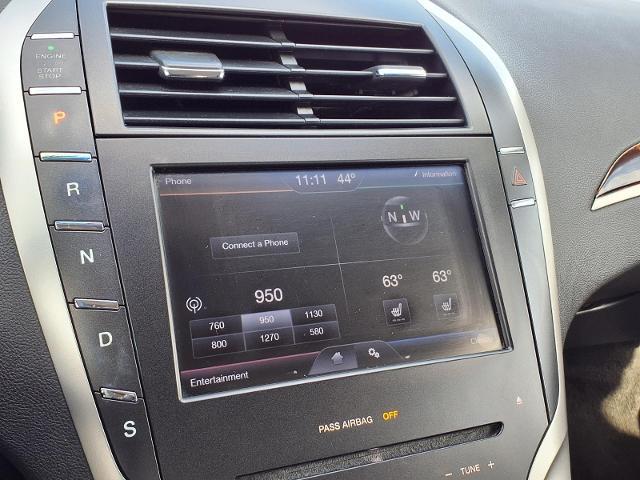 2013 Lincoln MKZ Base