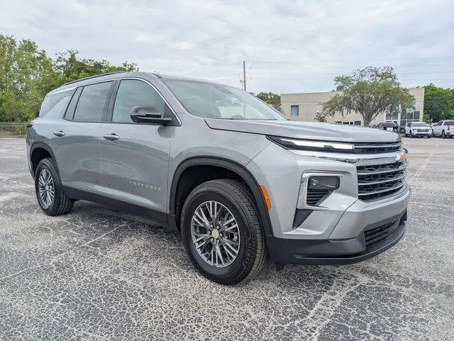 2026 Chevrolet Traverse FWD LT