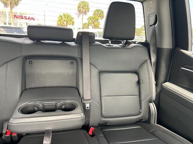 2025 GMC Sierra 1500 2WD Crew Cab Short Box SLT