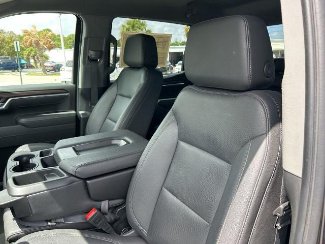 2025 GMC Sierra 1500 2WD Crew Cab Short Box SLT