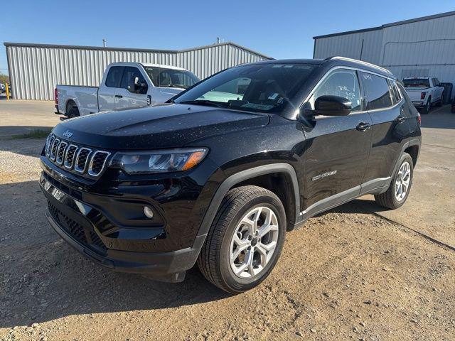 2025 Jeep Compass Latitude 4x4 for sale in Whitesboro, TX