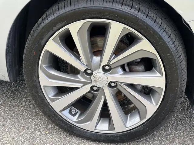 2019 Hyundai Accent Limited