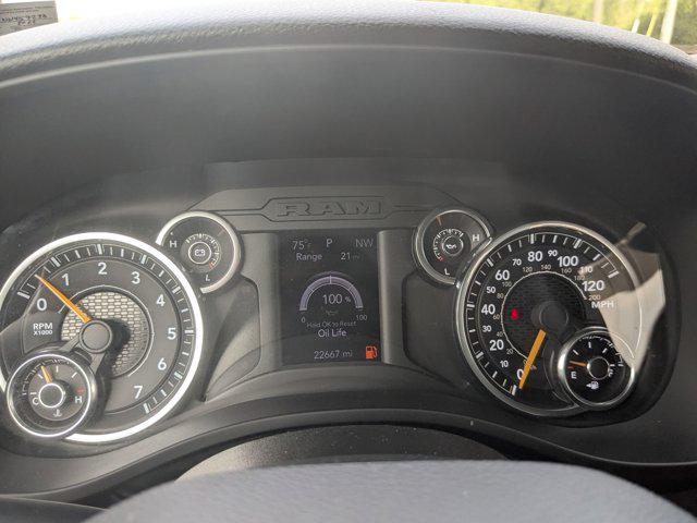 2022 Ram 1500 Big Horn Crew Cab 4x4 5'7" Box