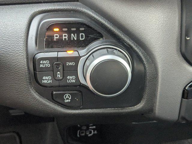 2022 Ram 1500 Big Horn Crew Cab 4x4 5'7" Box