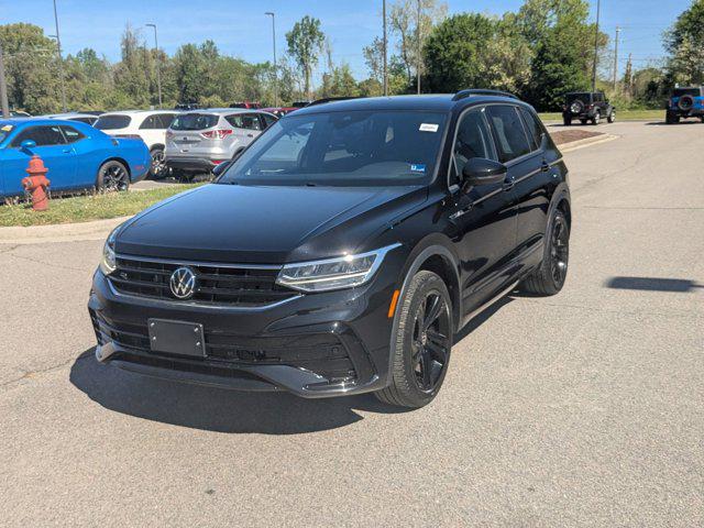2023 Volkswagen Tiguan 2.0T SE R-Line Black