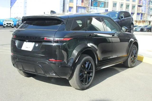 2026 Land Rover Range Rover Evoque Dynamic SE
