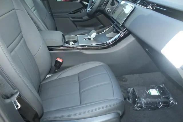 2026 Land Rover Range Rover Evoque Dynamic SE