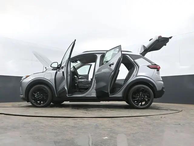 2027 Chevrolet Bolt RS FWD